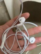 苹果10扁头耳机 转让啦 价格便宜